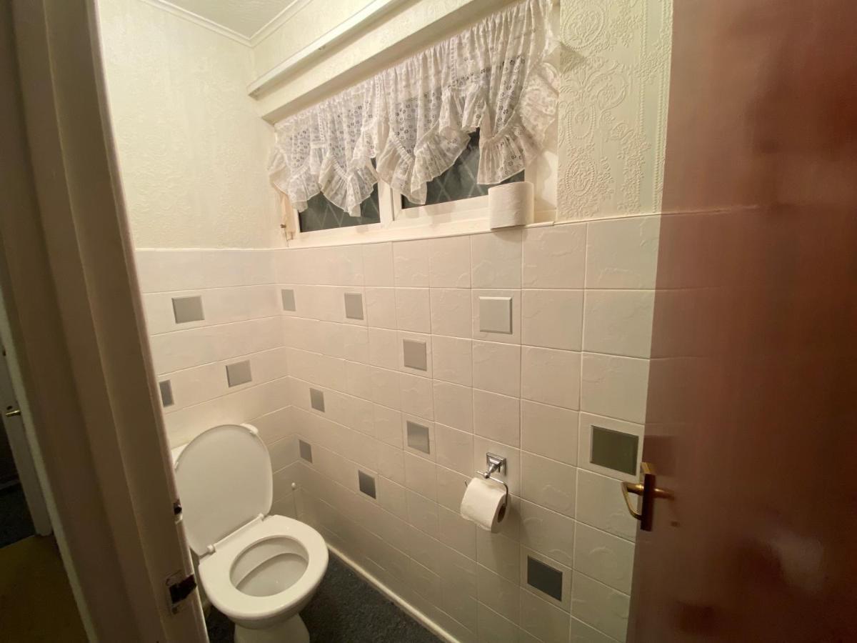 Serene 4Br In Harborne Close To Qe Hospital, Harborne Centre Μπέρμιγχαμ Εξωτερικό φωτογραφία