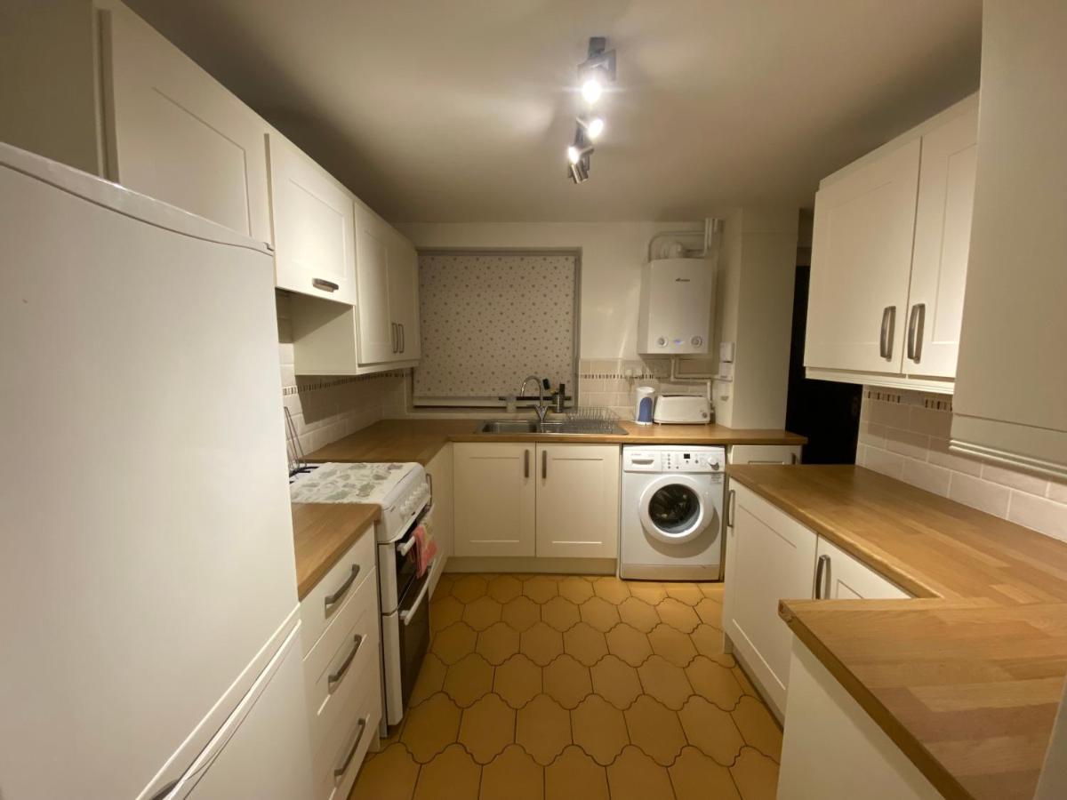 Serene 4Br In Harborne Close To Qe Hospital, Harborne Centre Μπέρμιγχαμ Εξωτερικό φωτογραφία