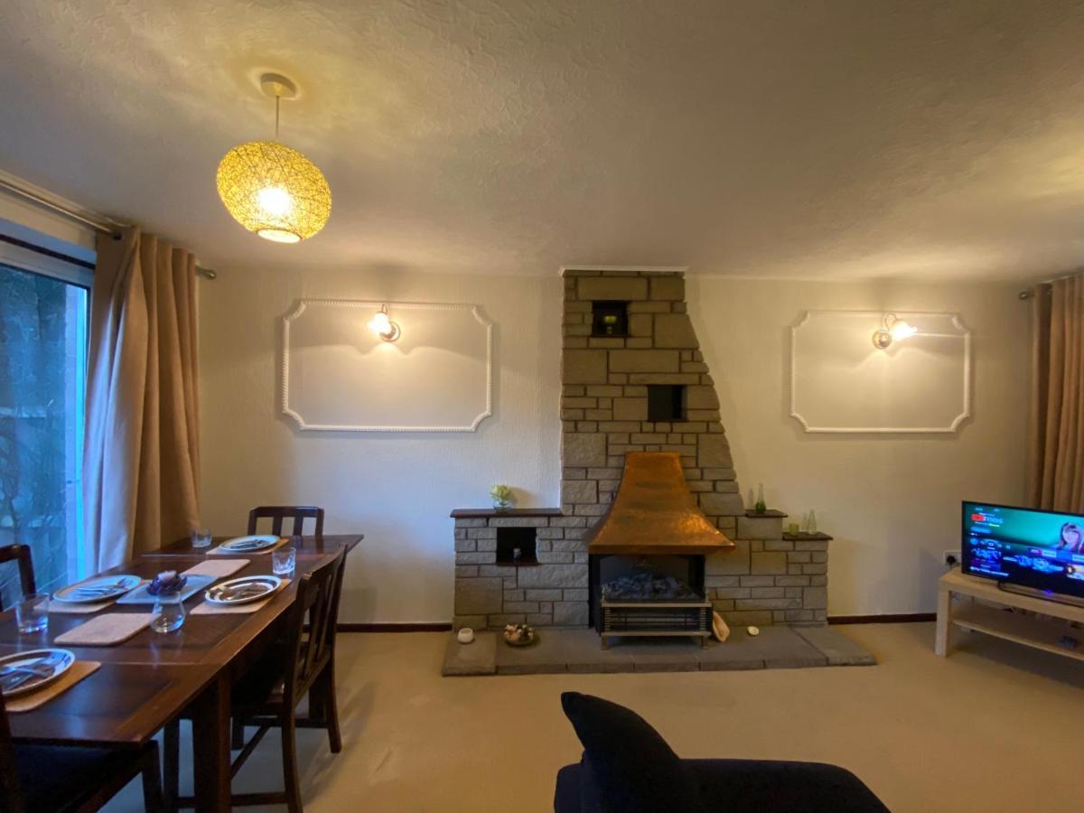 Serene 4Br In Harborne Close To Qe Hospital, Harborne Centre Μπέρμιγχαμ Εξωτερικό φωτογραφία