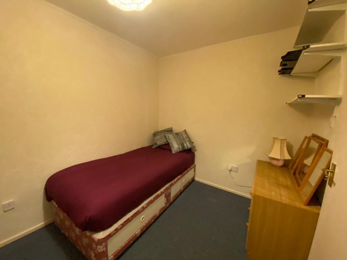 Serene 4Br In Harborne Close To Qe Hospital, Harborne Centre Μπέρμιγχαμ Εξωτερικό φωτογραφία